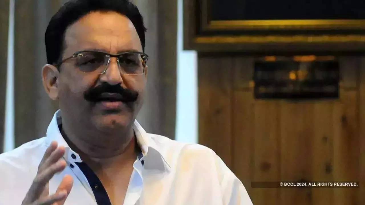 Mukhtar Ansari Appealed in Barabanki Court for cataract Eye Treatment