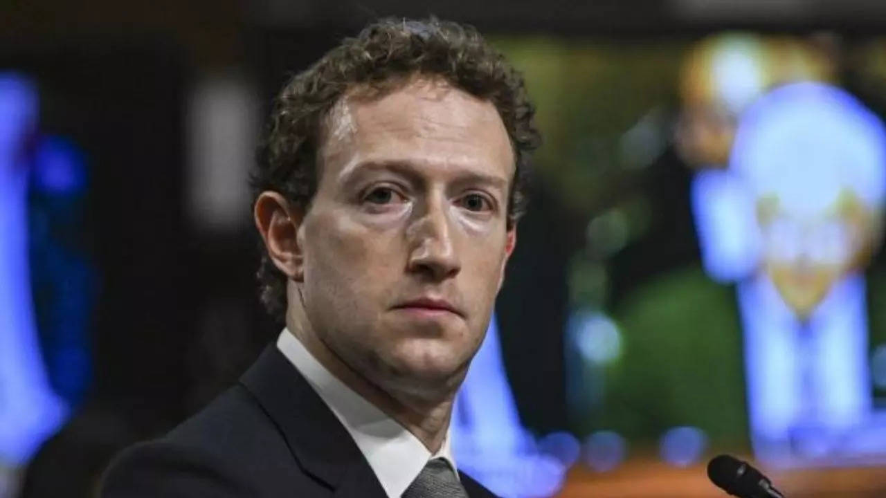 Mark Zuckerberg Became Fourth Richest Person