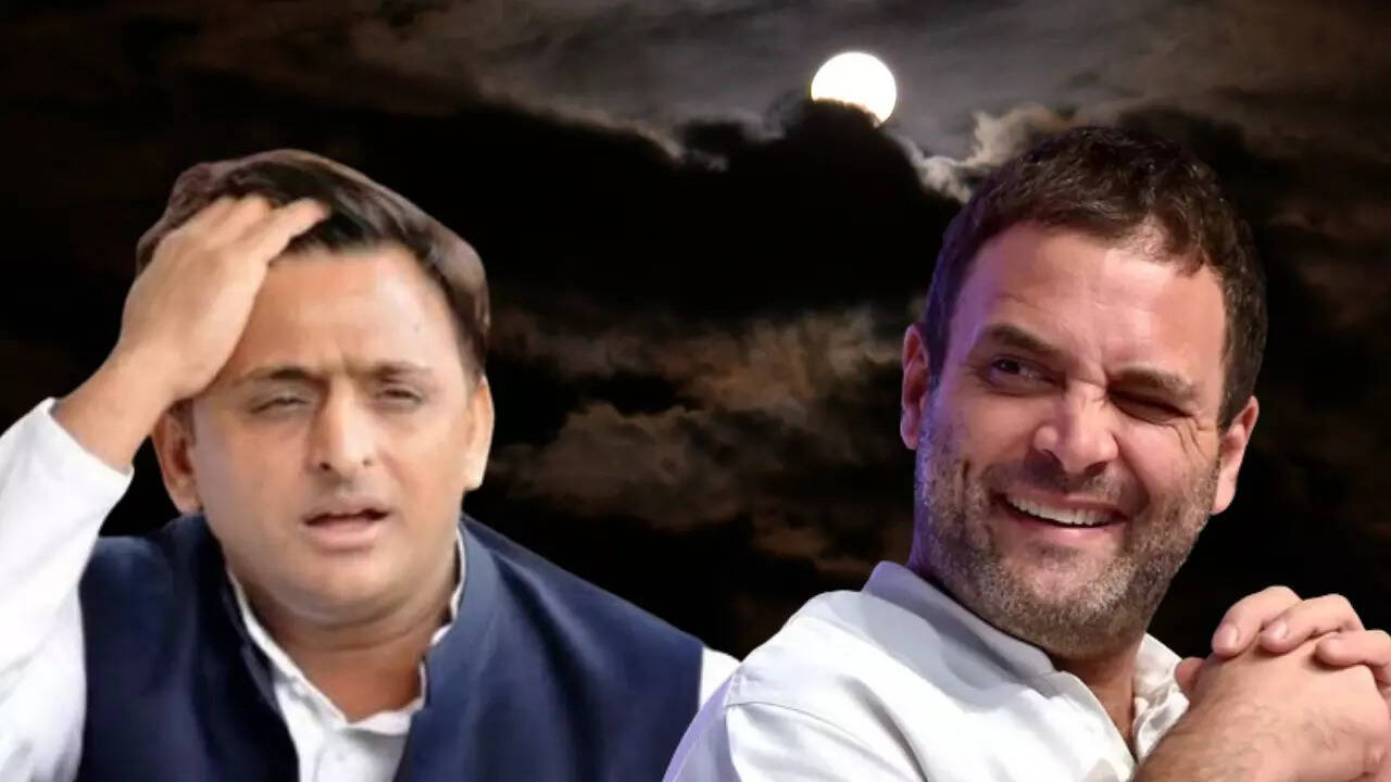 Rahul Gandhi Vs Akhilesh Yadav