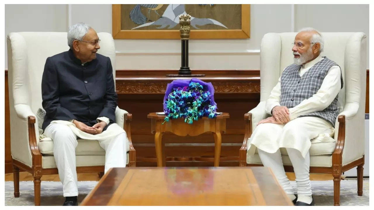 PM Modi Nitish Meeting