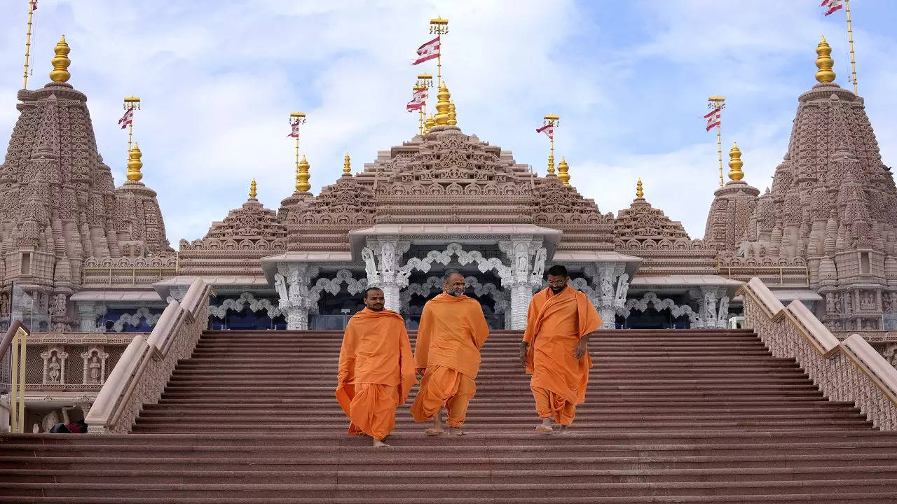 baps abu dhabi temple