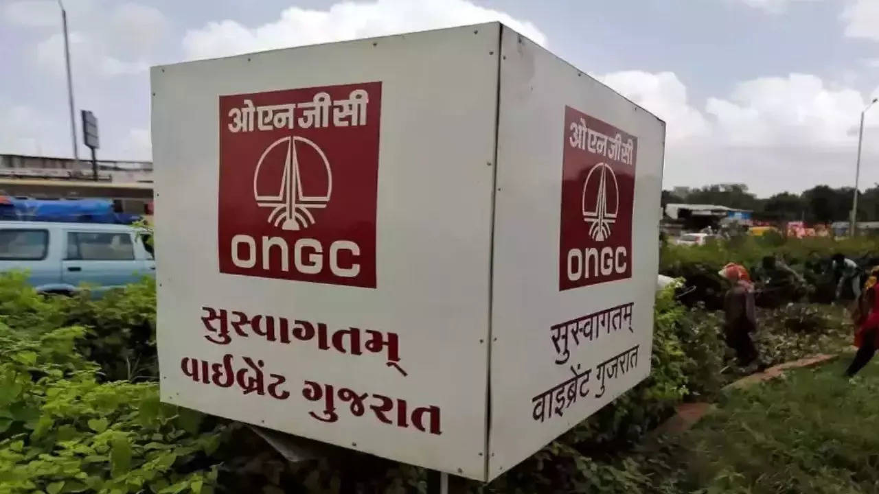 निदेशक नियुक्त नहीं करने पर IOC, GAIL, ONGC  पर लगातार तीसरी तिमाही जुर्माना लगा