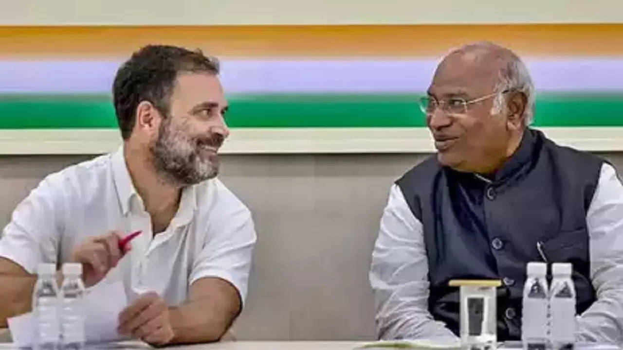 rahul gandhi mallikarun kharge