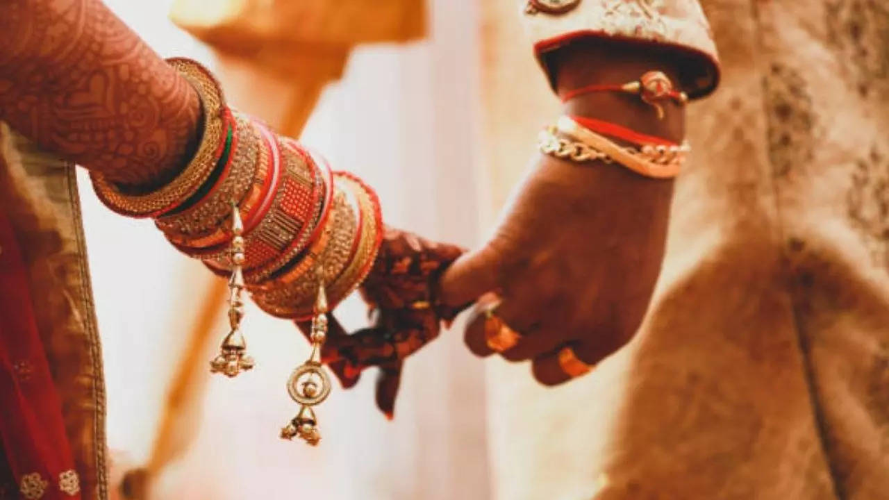 Clash Over Love Marriage in Muzaffarnagar