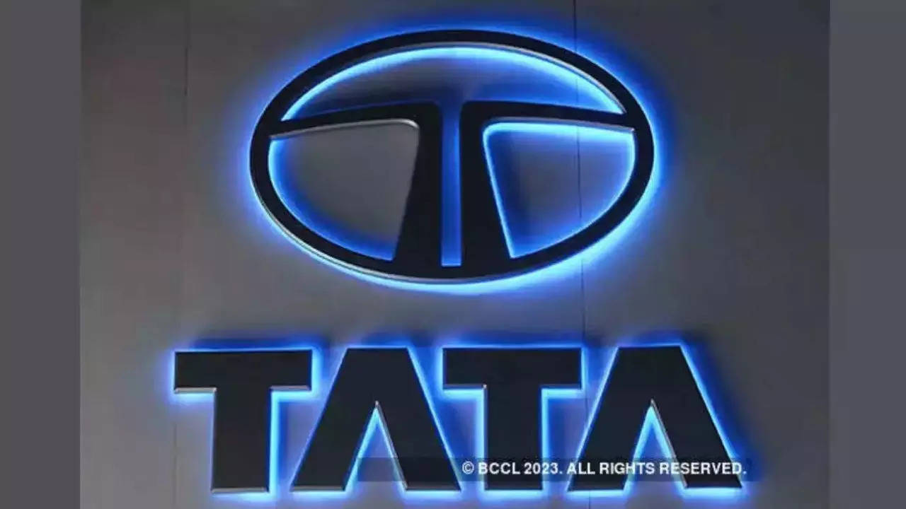 Tata Motors To Demerge Its PV And CV Business