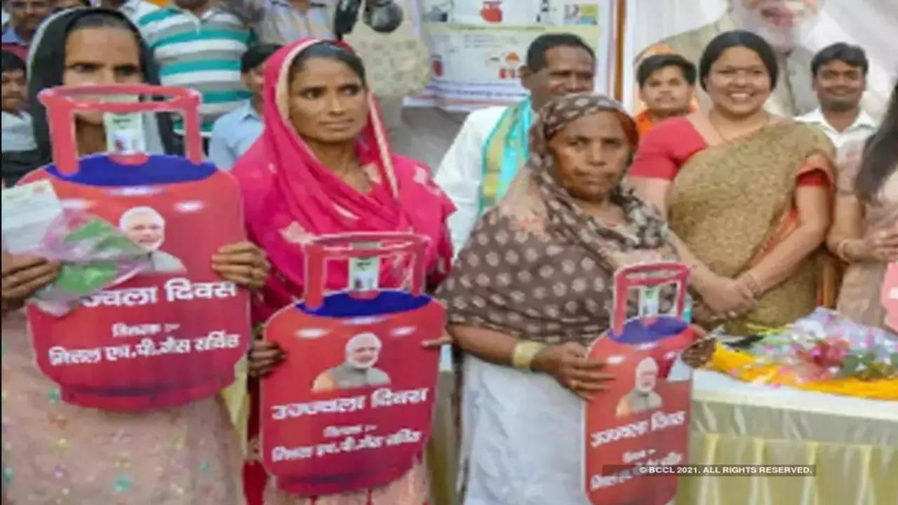 Ujjwala Yojana LPG cylinder Subsidy