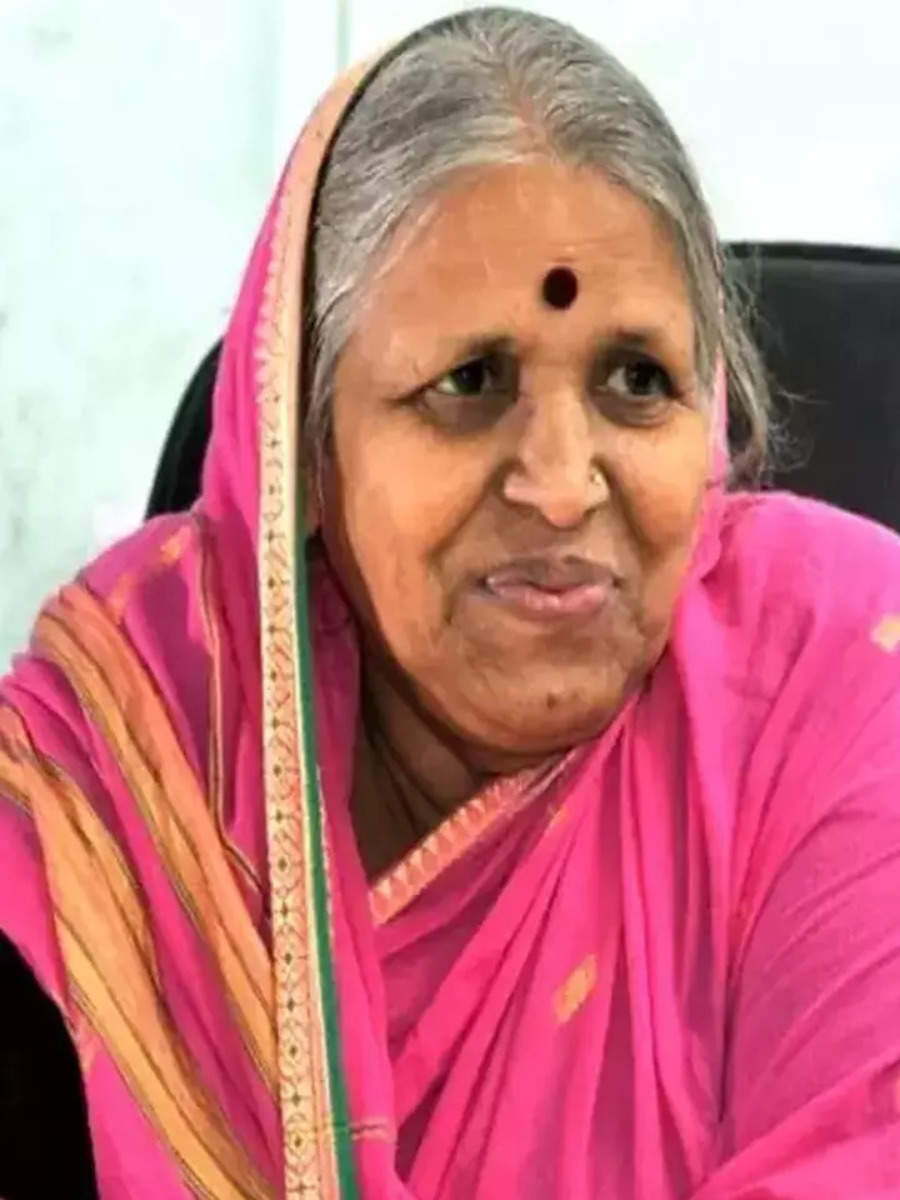 most inspiring quotes of well known social reformer sindhutai sapkal in ...