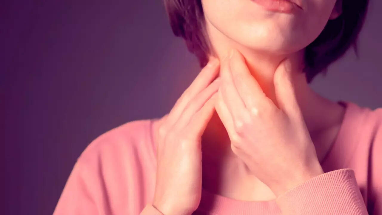 थायराइड से पीड़ित महिलाएं ऐसे करें अखरोट के तेल का इस्तेमाल, मिलेगा