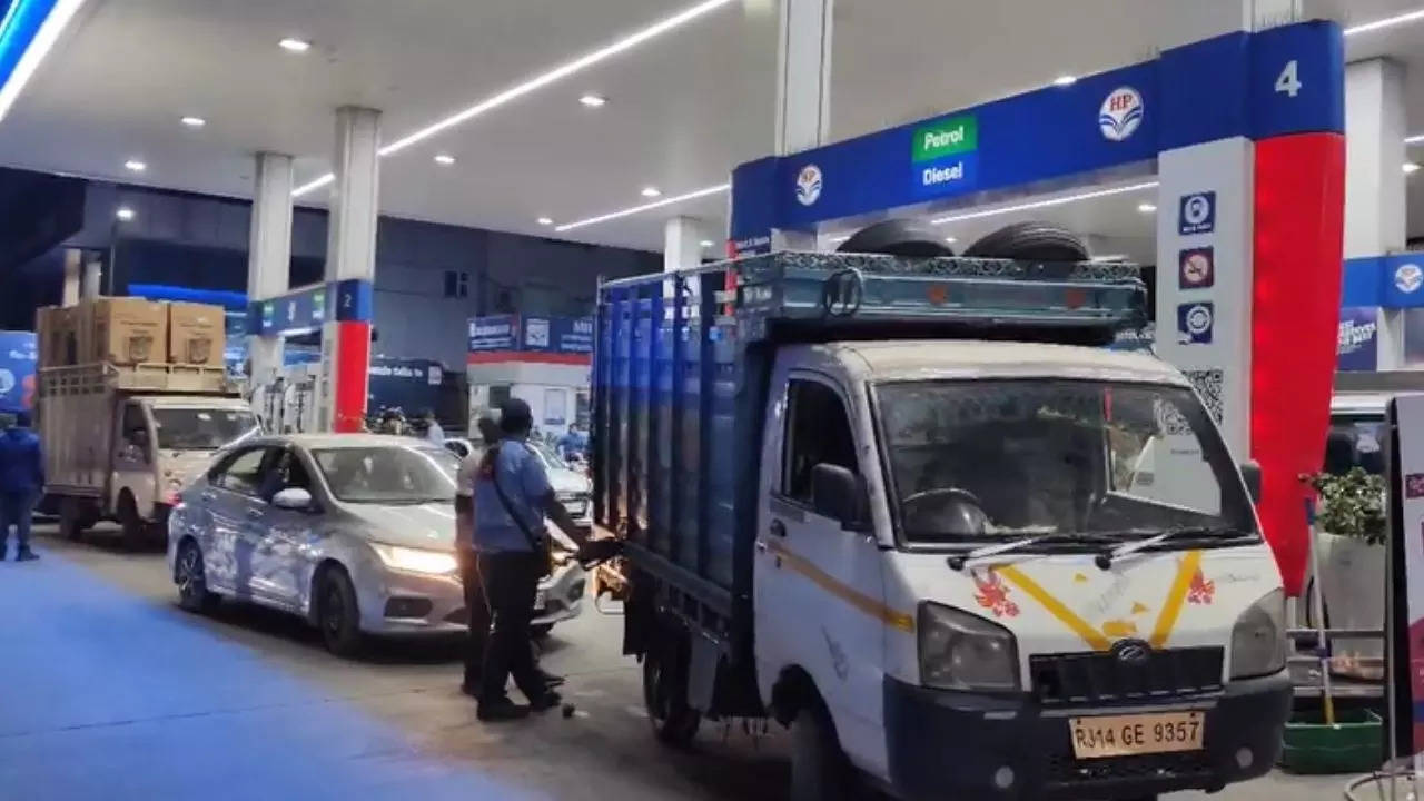 Rajasthan Petrol Pump Closed