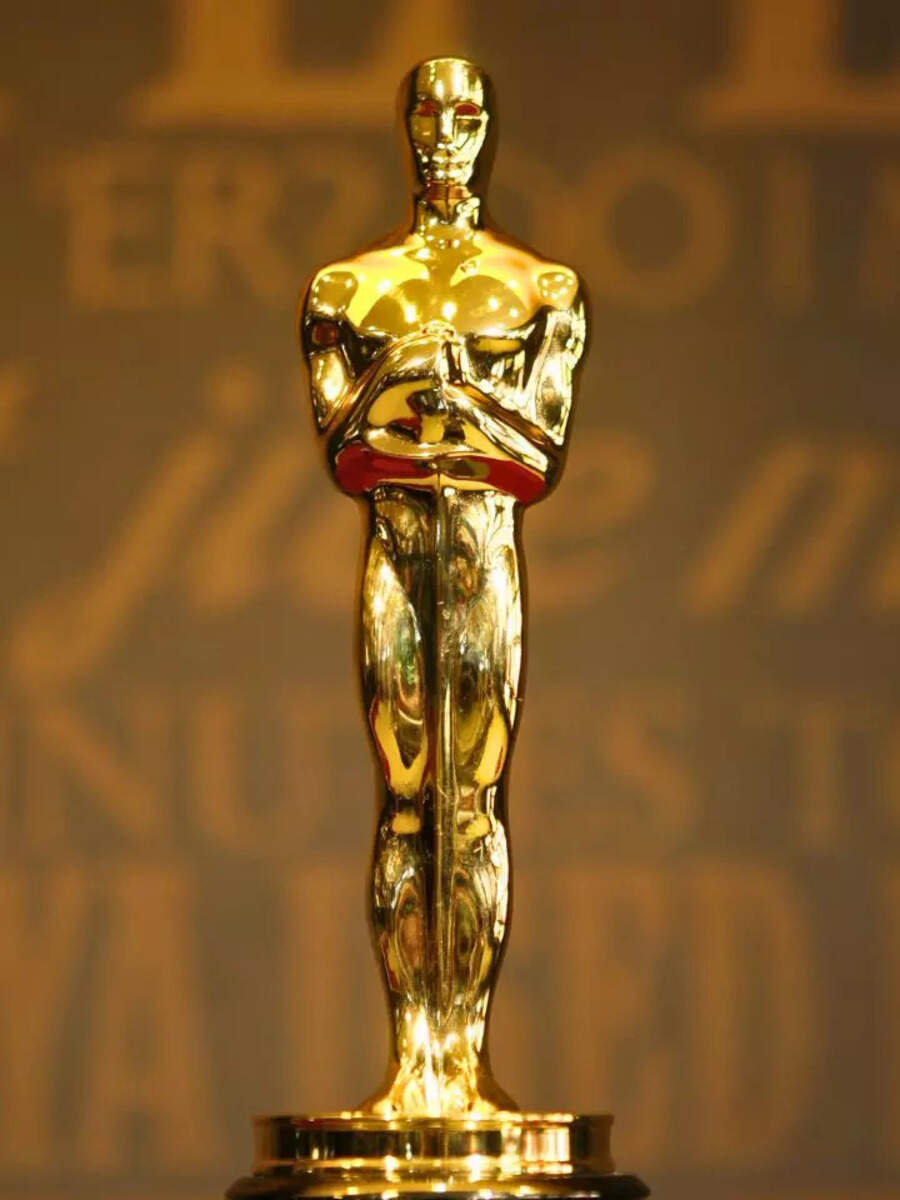 Who built Oscar trophy and How much oscar trophy price ऑस्कर