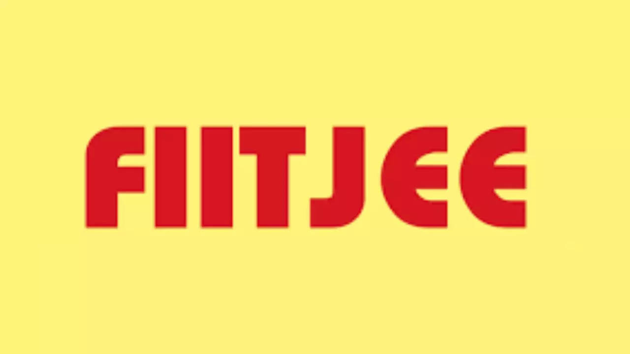 FIITJEE Holds Employees Salary