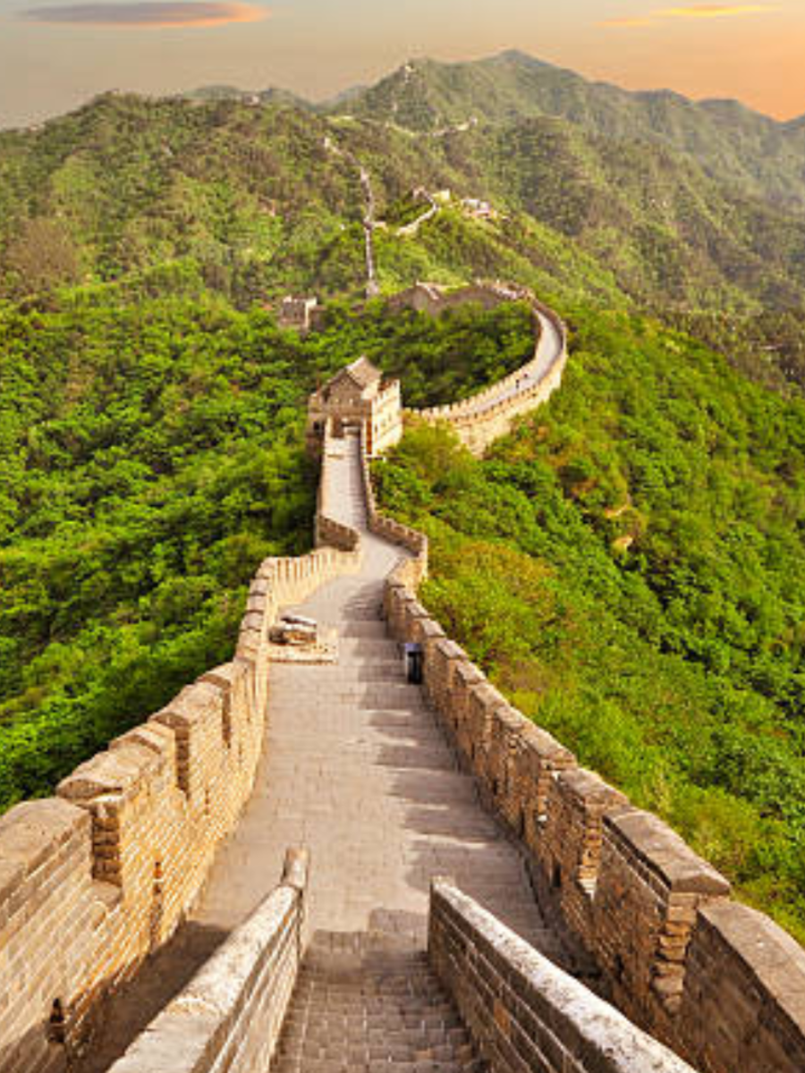 How much cost to build Great Wall of China know shocking answer चीन