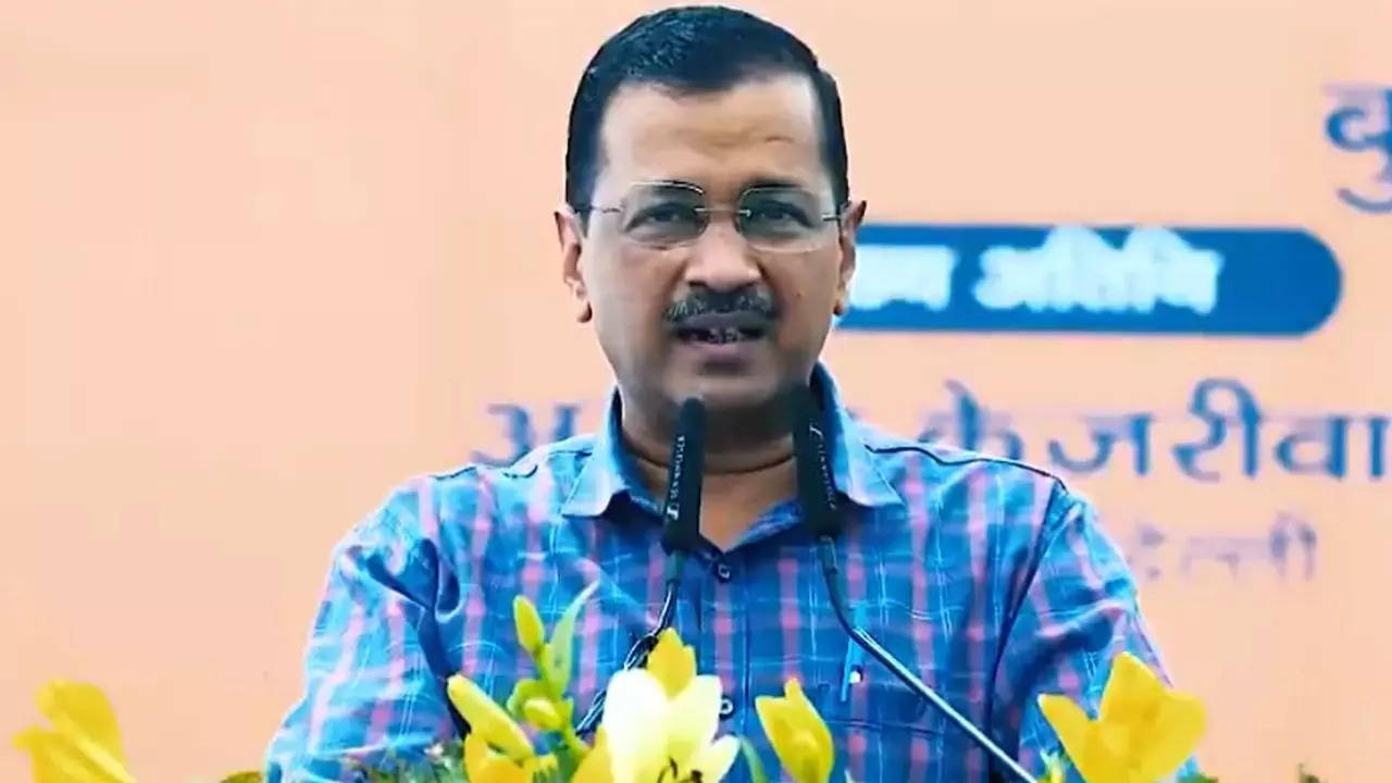 Delhi CM inaugurated three lane flyover