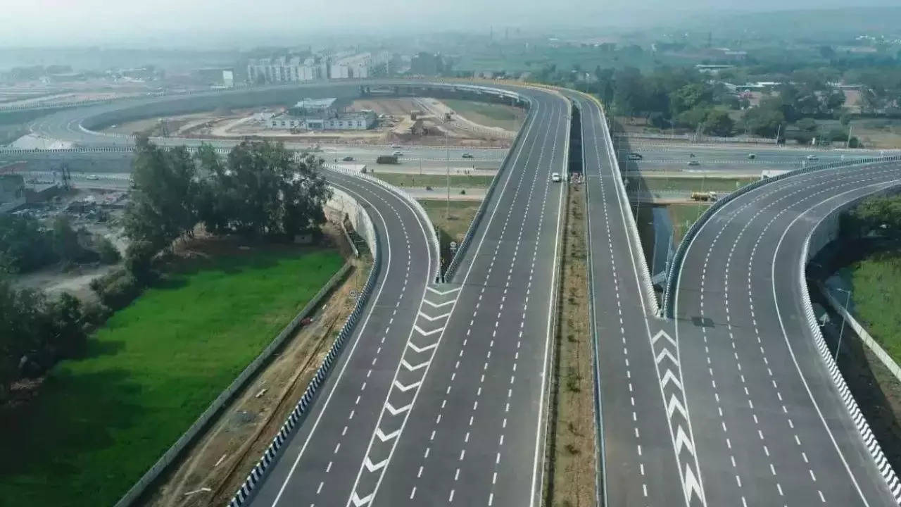 Delhi Mumbai Expressway Link Road