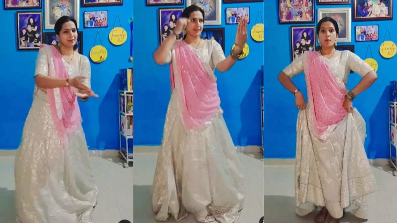 Desi Bhabhi Dance Video