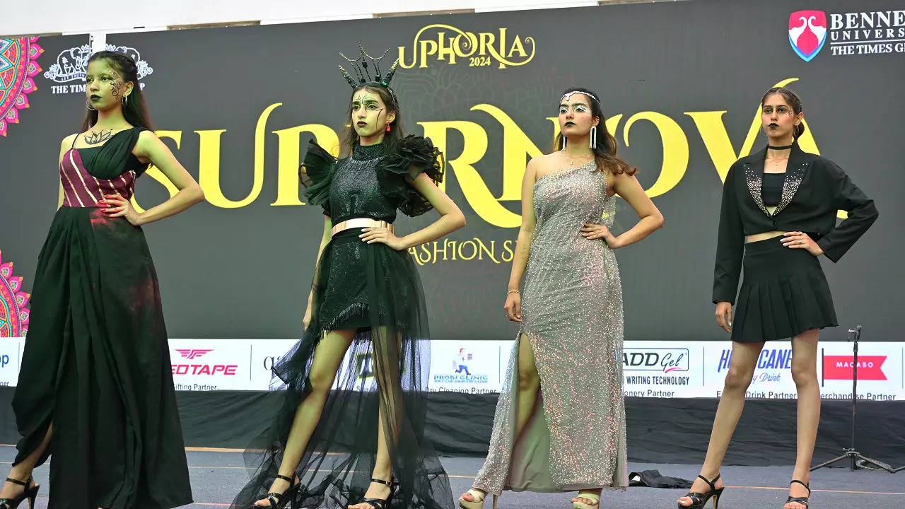 Supernova - The Fashion Show