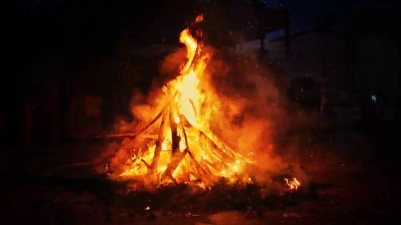 Holika Dahan