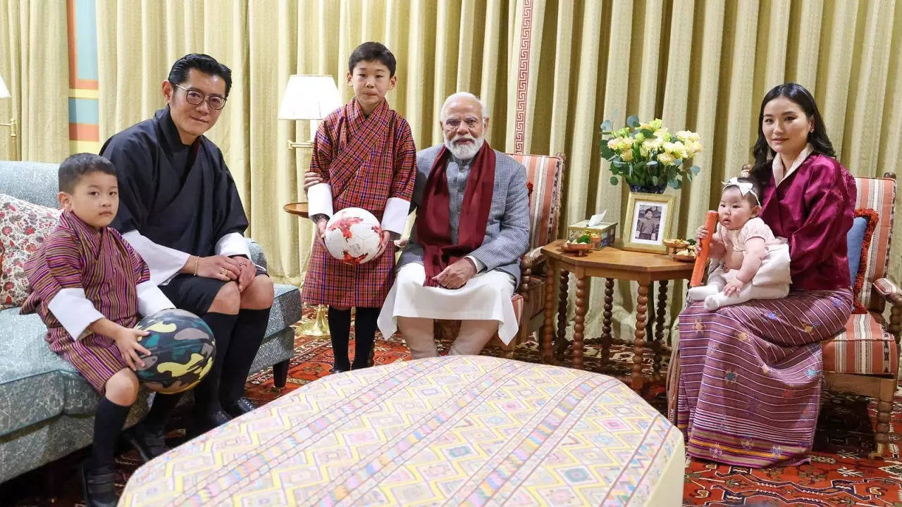 pm modi bhutan.