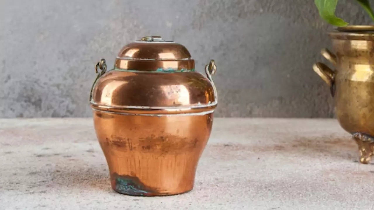 Mistakes To Avoid While Drinking Water From Copper Vessel