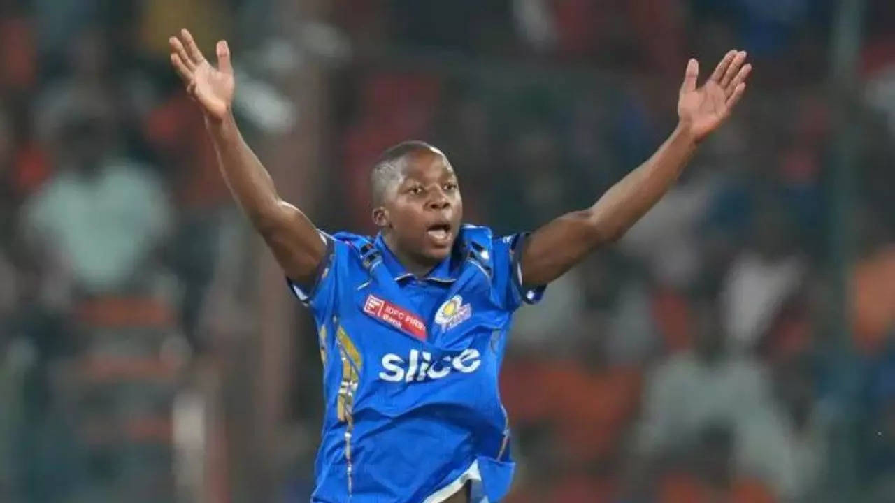 Kwena Maphaka, Kwena Maphaka, Who is Kwena Maphaka, Mumbai Indians, IPL Debut, SRH vs MI, Mumbai Indians vs Sunrisers Hyderabad, Kaun hai Kwena Maphaka, MI Mystery spinner, IPL 2024, IPL, Indian Premier League, Debutant, Today in IPL 2024, IPL 2024, Today IPL match SRH vs MI, SRH vs MI toss today, SRH vs MI toss koun jeeta, who won the toss today, Sunrisers Hyderabad vs Mumbai Indians match toss updates,