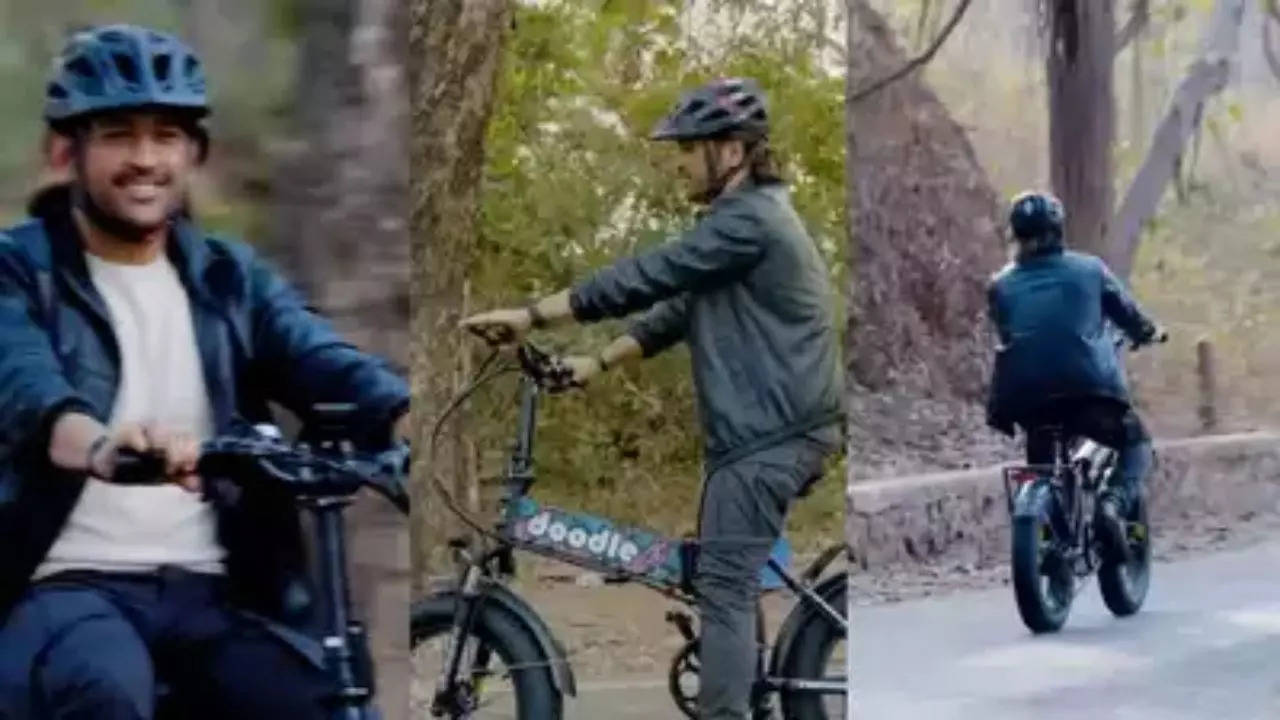 MS Dhoni Spotted Riding Doodle