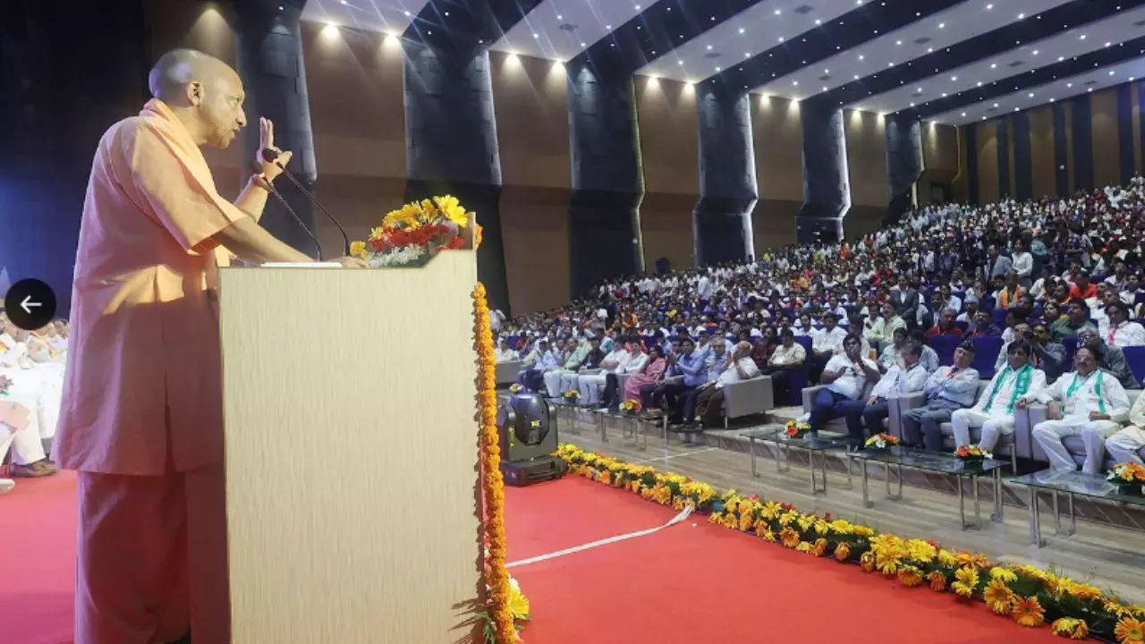 up cm yogi adityanath in Gautam Buddha Nagar