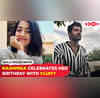 Rashmika Mandanna ने UAE में विजय देवराकोंडा संग मनाया जन्मदिन फैंस ने पकड़ी चोरी