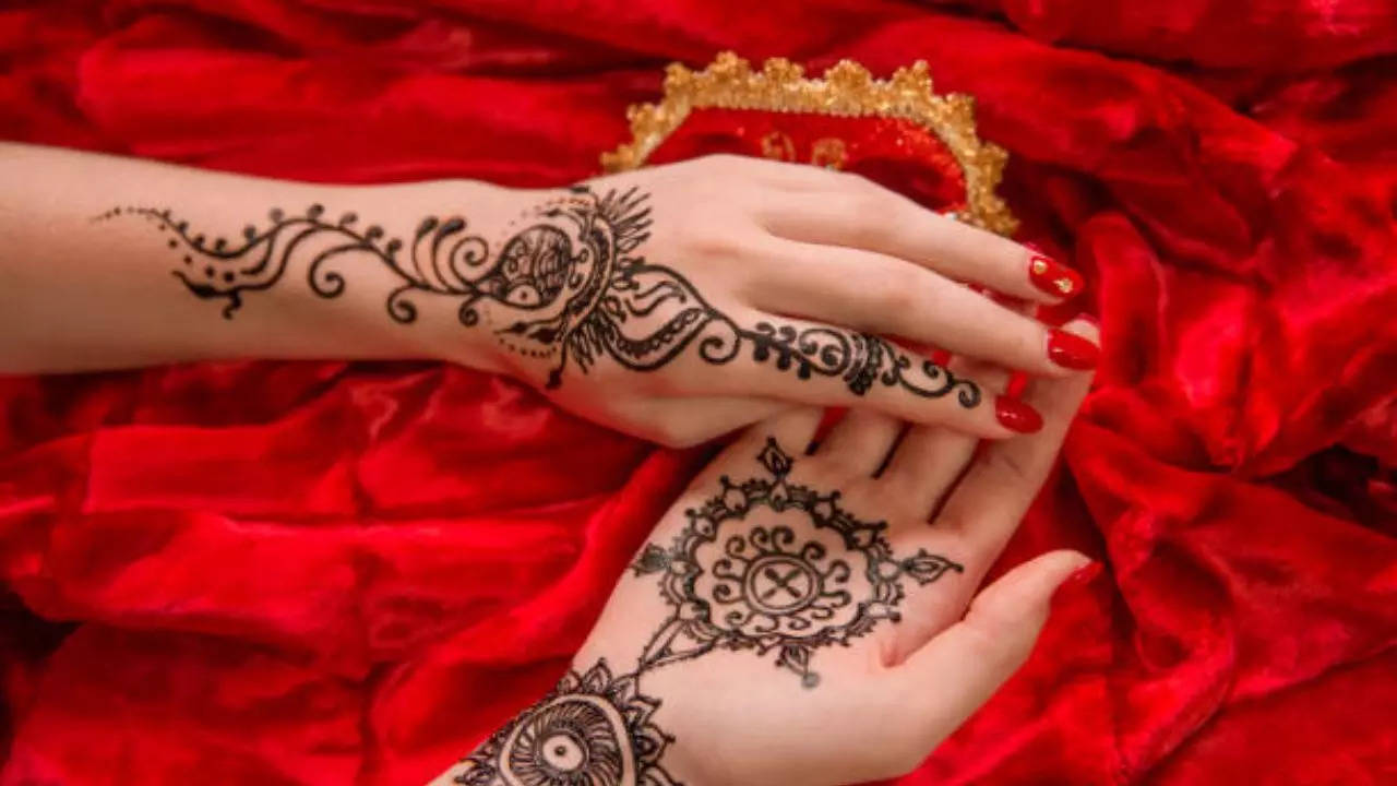 Eid Mehndi Designs 2024