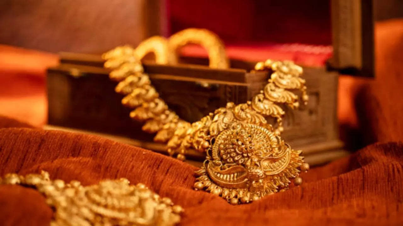 Today Gold, Silver Price in India