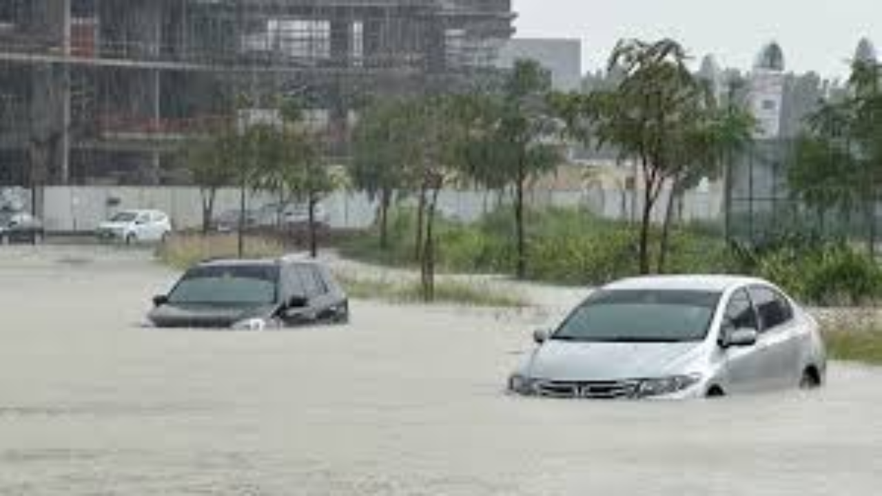 Rain in Dubai