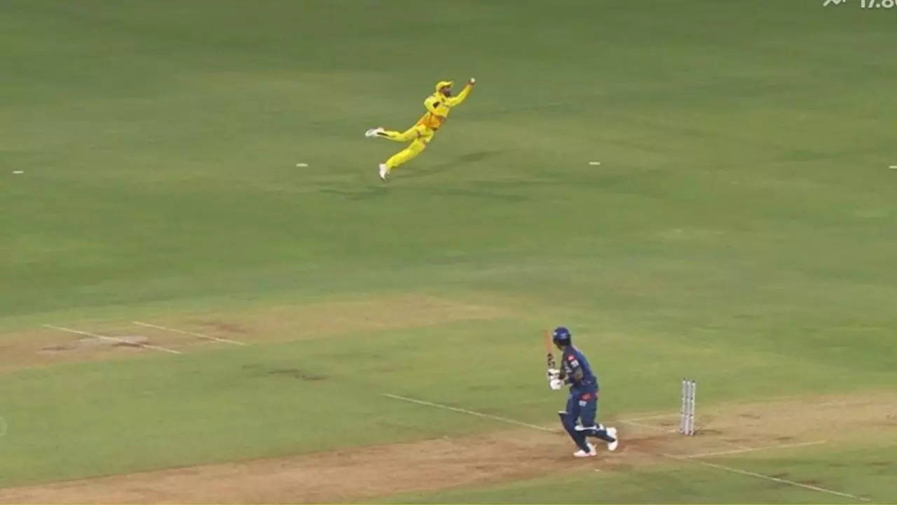 ravindra jadeja catch Video