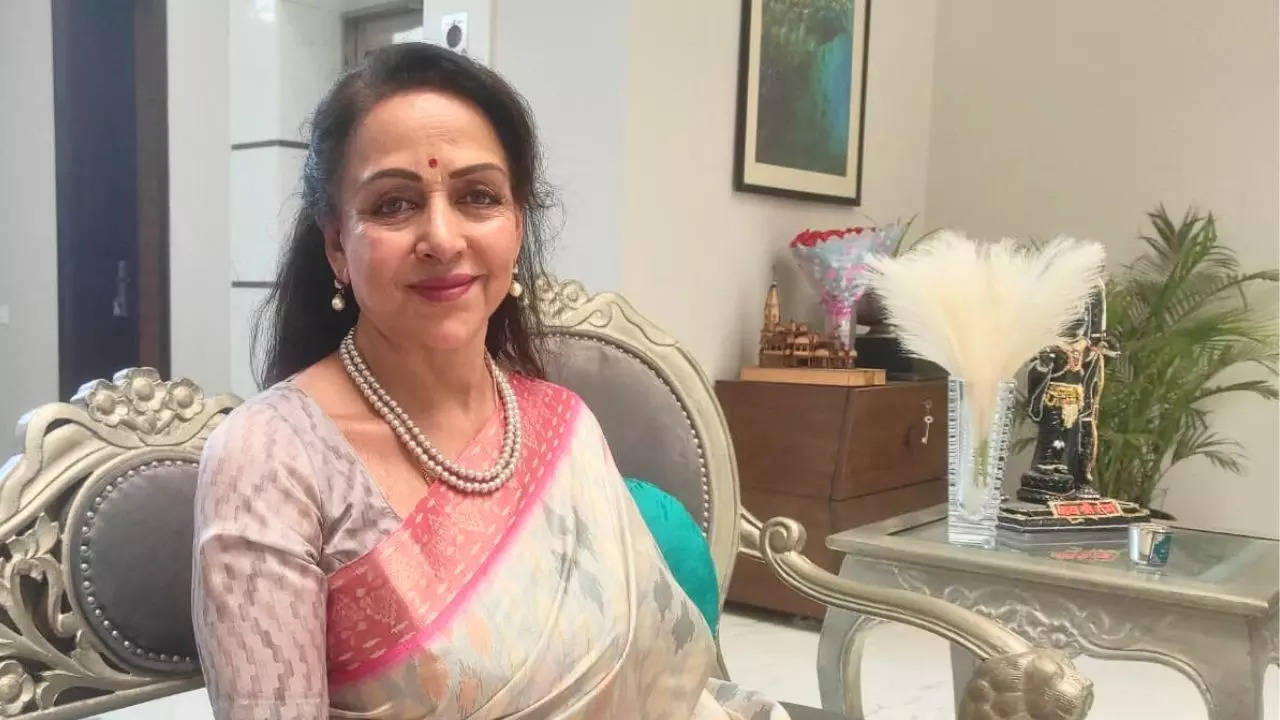 Hema Malini Interview: 'तीसरी बार जीत को लेकर आश्वस्त', श्रीकृष्ण ...