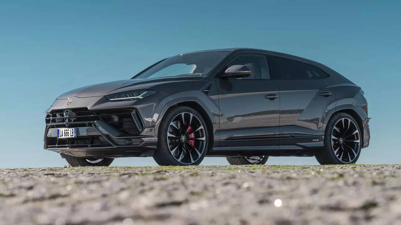 New Lamborghini Urus SE