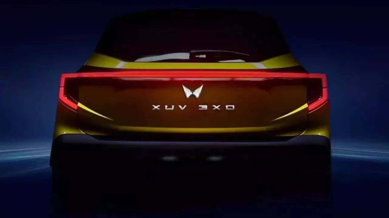 Mahindra XUV 3X0 Bookings To Open Soon