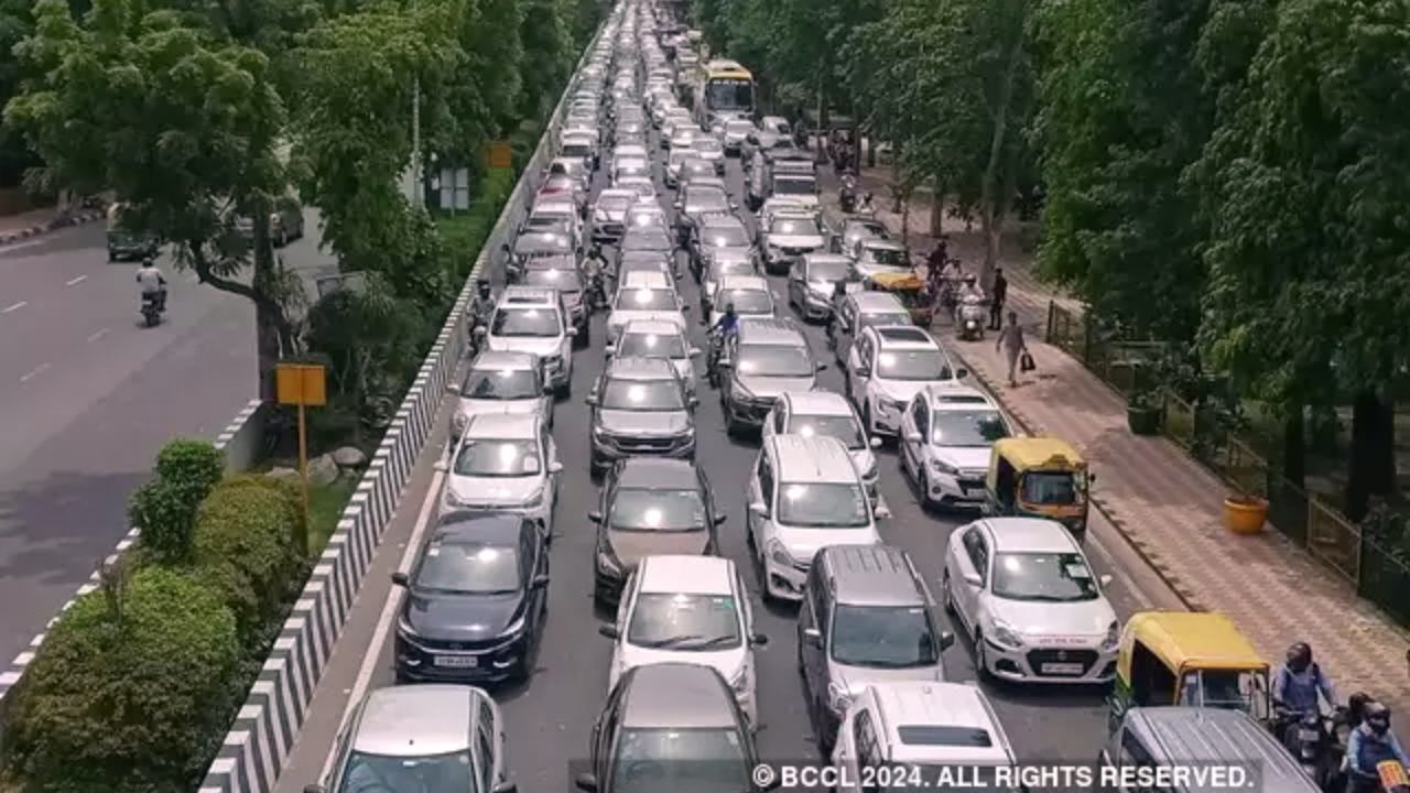 Kashmiri Gate Traffic Jam