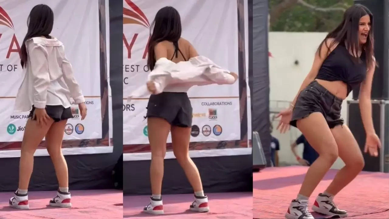 Girl Dance in College Fest Video