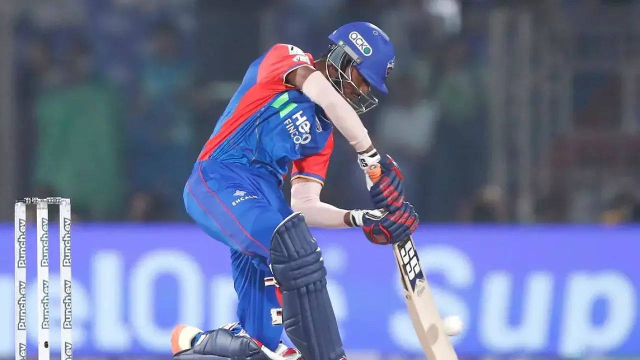 Abishek Porel, Abishek Porel, Abishek Porel Fifty, Abishek Porel Fifty Against LSG,  Lucknow Super Giants, Delhi Capitals, Arun Jaitley Stadium New Delhi, IPL 2024, DC vs LSG