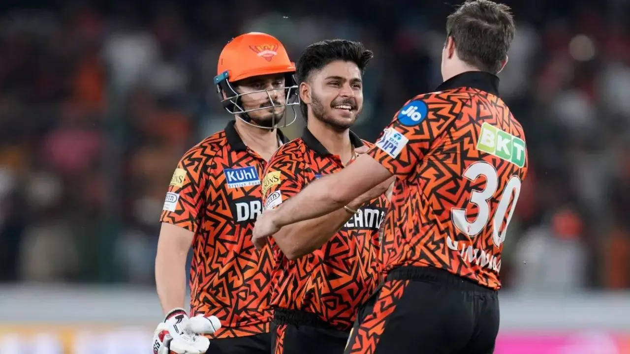 SRH vs PBKS: अभिषेक की दमदारी पारी के दम पर हैदराबाद ने किंग्स को दी पटखनी