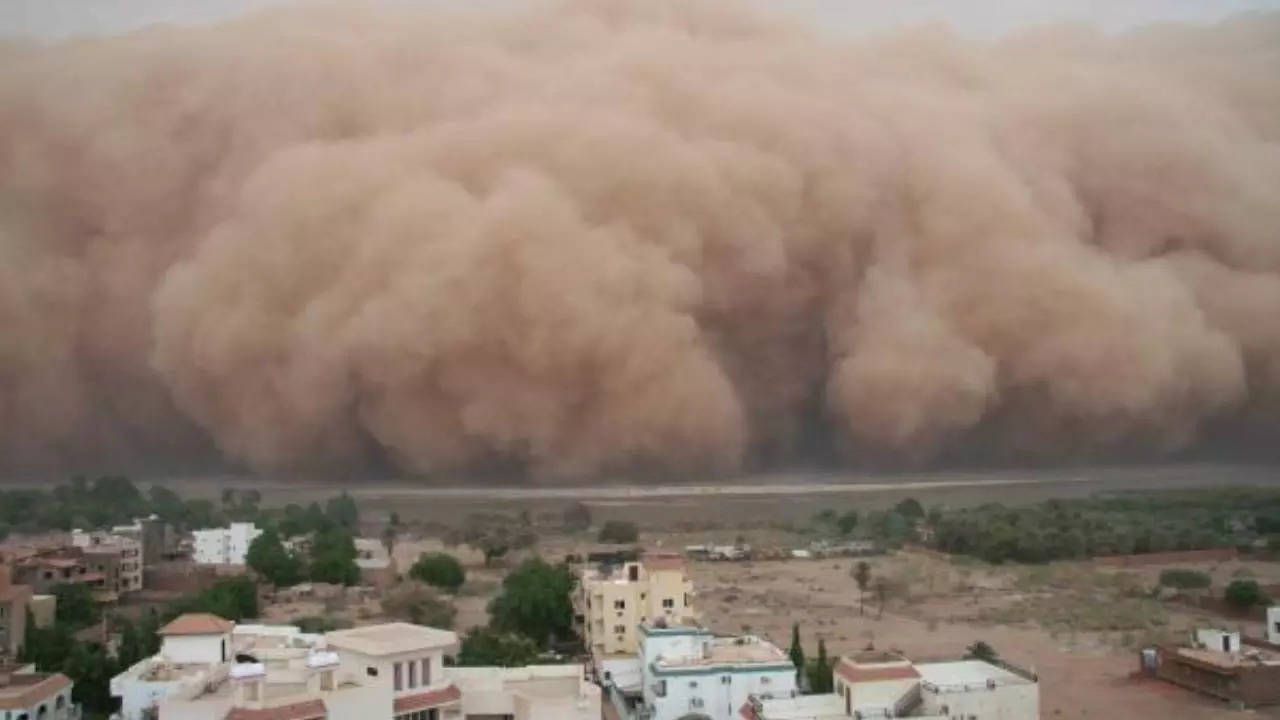 Sand storm in Thar Desert