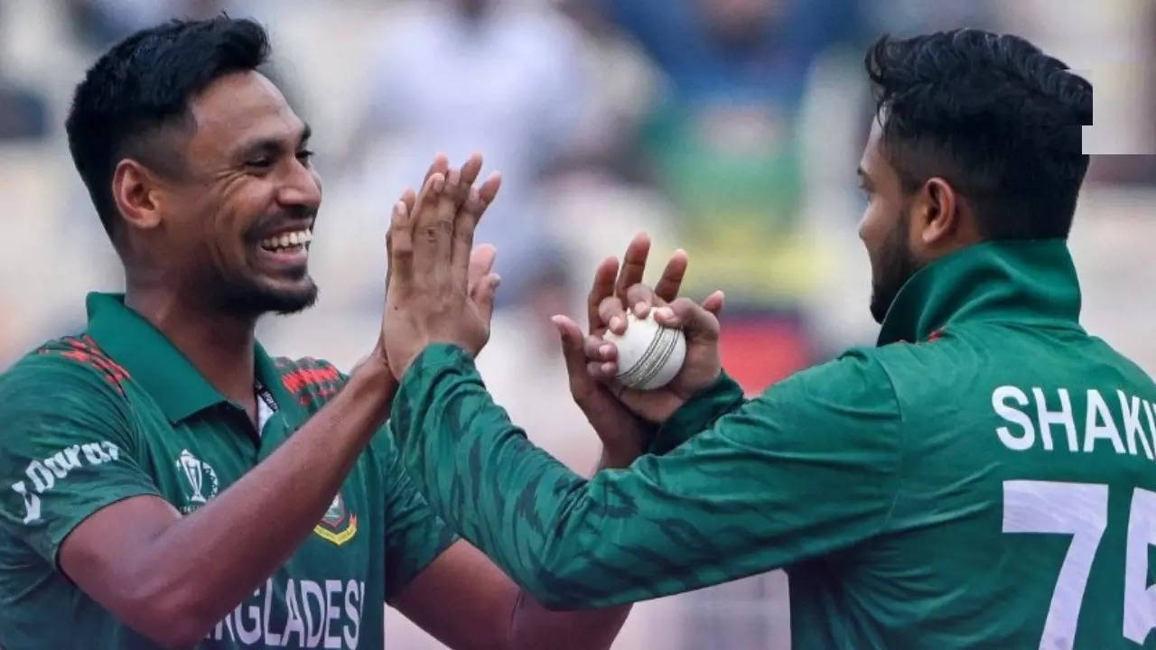 Mustafizur Rahman and Shakib al hasan