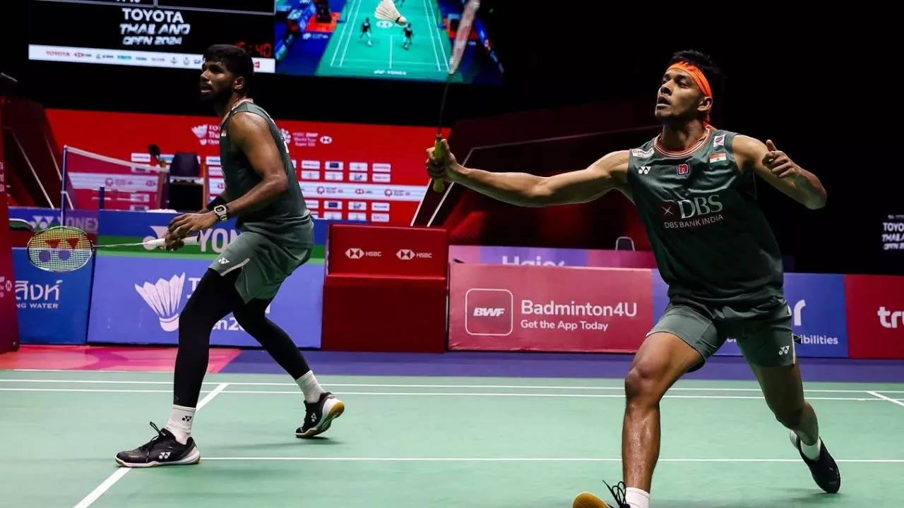 Satwiksairaj Rankireddy, Chirag Shetty, Satwiksairaj Rankireddy, Chirag Shetty, Satwiksairaj vs Chirag, Satwiksairaj and Chirag Lost in Singapore opne, Singapore opne, Singapore opne 2024, Singapore opne 2024 First Round, Badminton News, Badminton News in Hindi, Sports News in Hindi, Sports News Today,