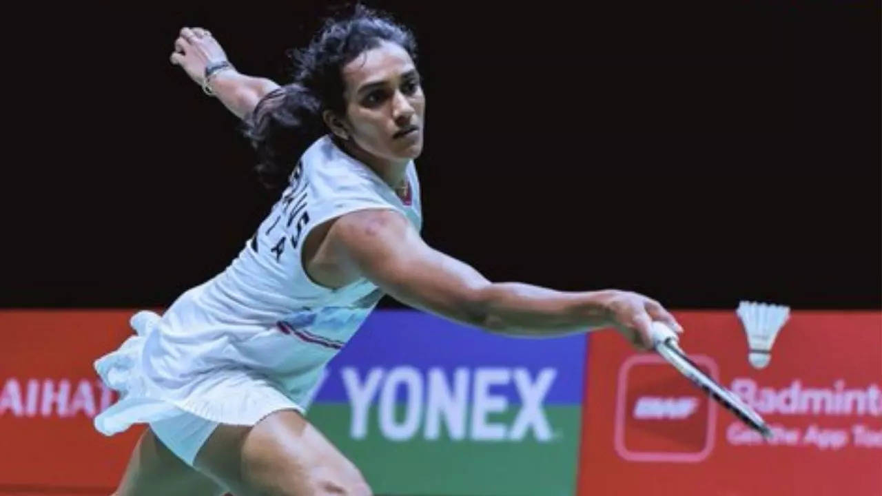 PV Sindhu, PV Sindhu defeats Denmark Line Højmark KJAERSFELDT, Line Højmark KJAERSFELDT, Indian Badminton Players, Singapore Open 2024, Lkshya Sen, HS Prannay,