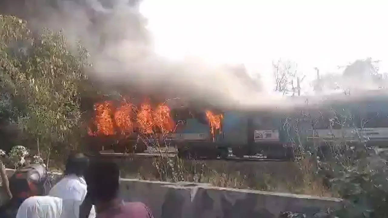 Delhi Train Fire