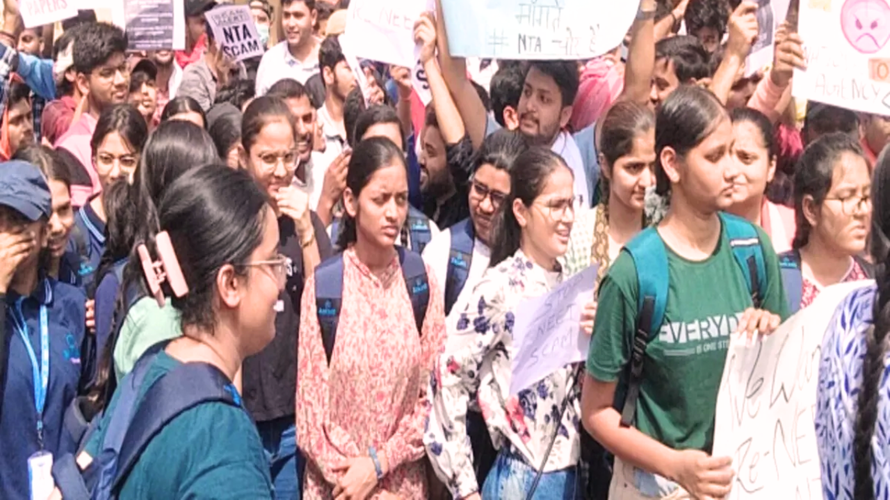 Student Protest Against NEET UG Result 2024