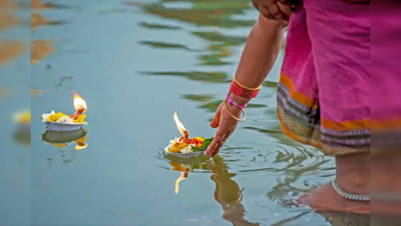 Ganga Dussehra 2024: गंगा दशहरा पर क्या करें और क्या नहीं, जानिए पूजा विधि और नियम