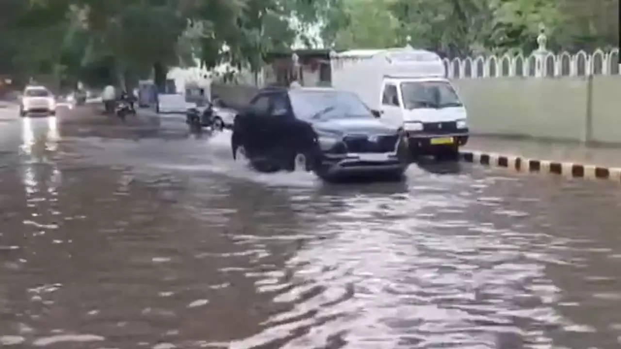 dwarka-waterlogging