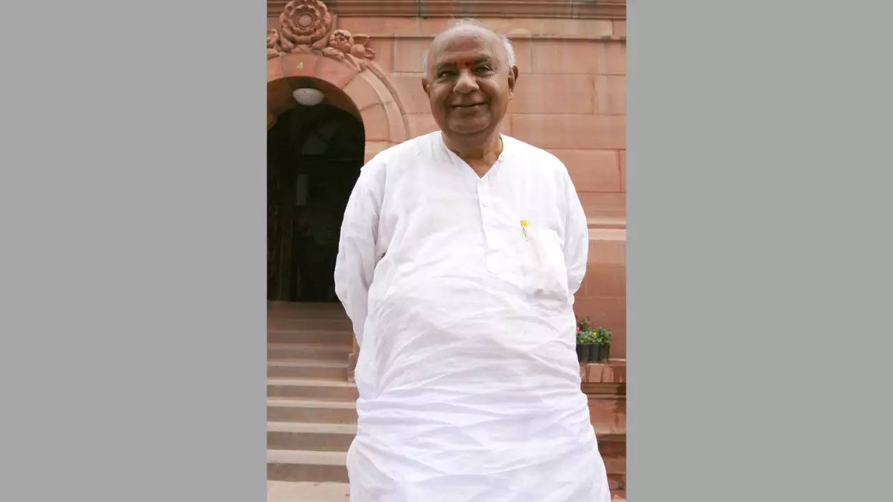 H D Devegowda