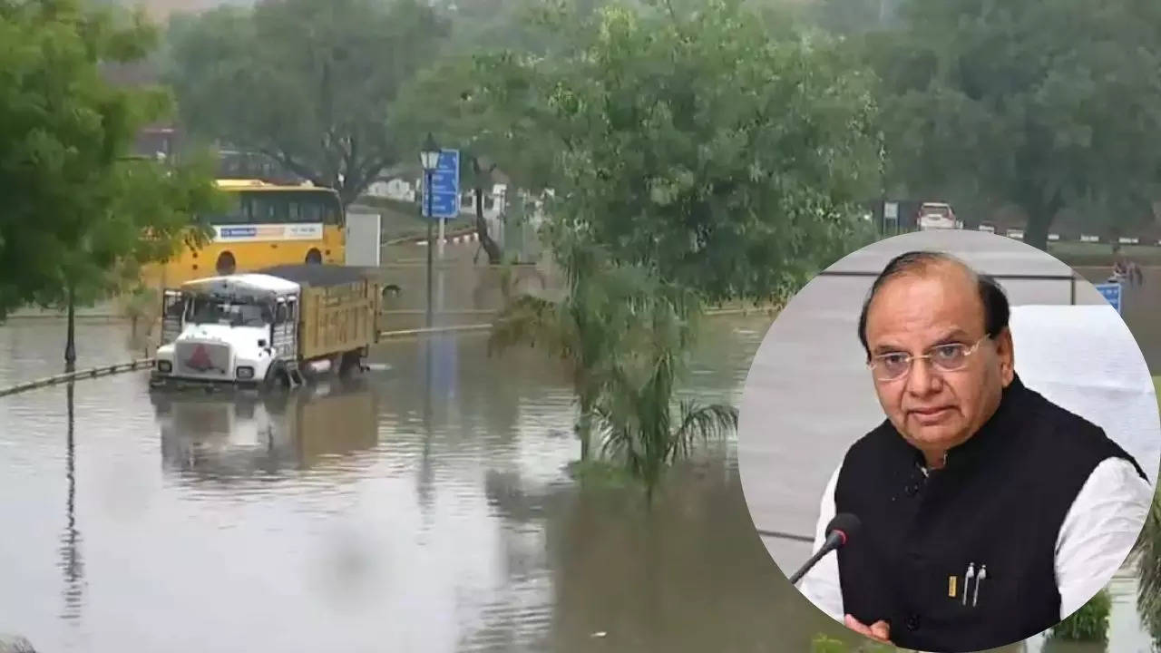 Delhi lg on rain