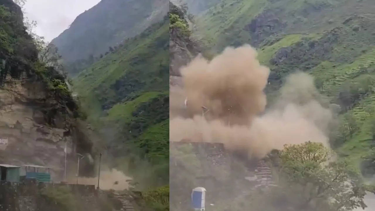 Heavy landslide on Tanakpur-Tawaghat highway Due to Rain Road closed