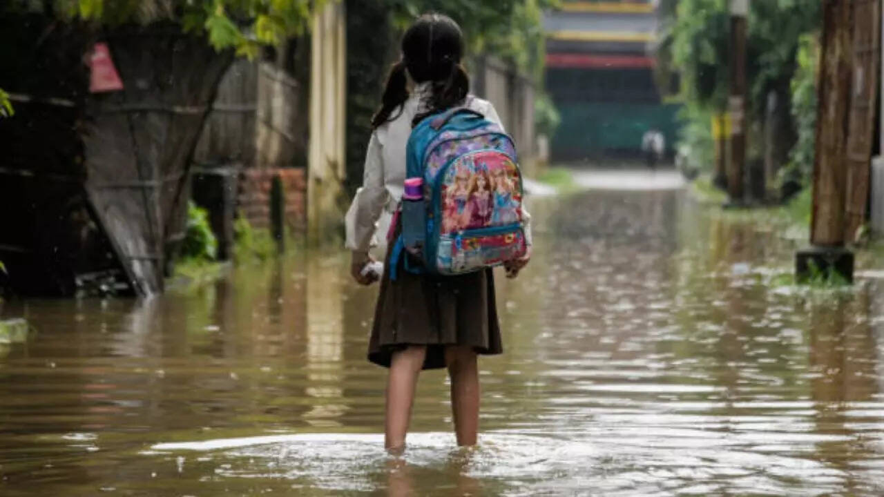 Uttarakhand School Closed